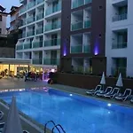 Kleopatra Atlas - Adults Only