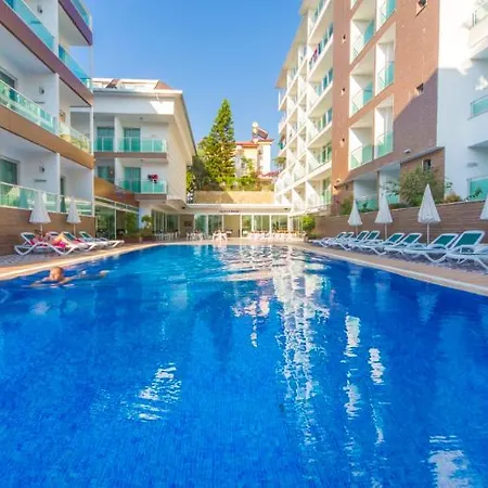Kleopatra Atlas - Adults Only 4*